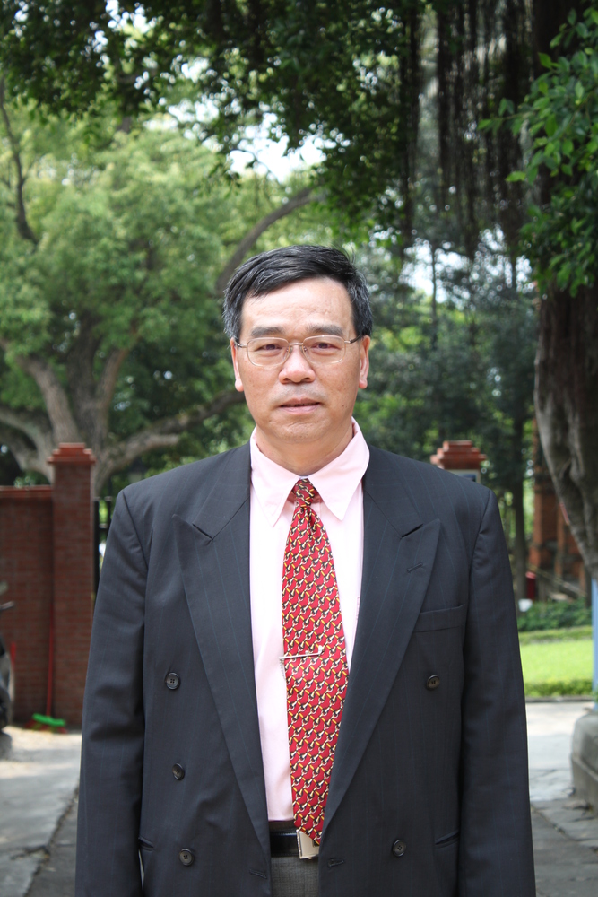 學院院長圖片